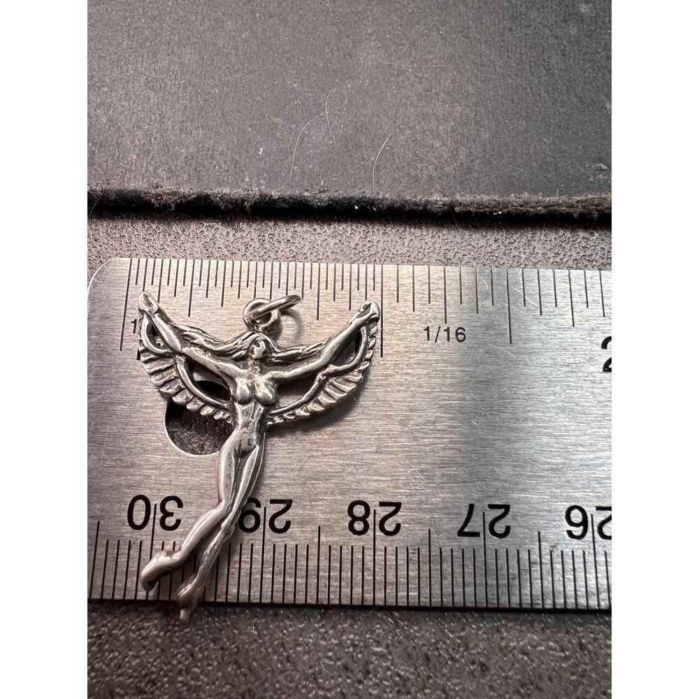 Vintage Sterling Silver Winged Goddess Angel Pendant 2.55g - Picture 6 of 8